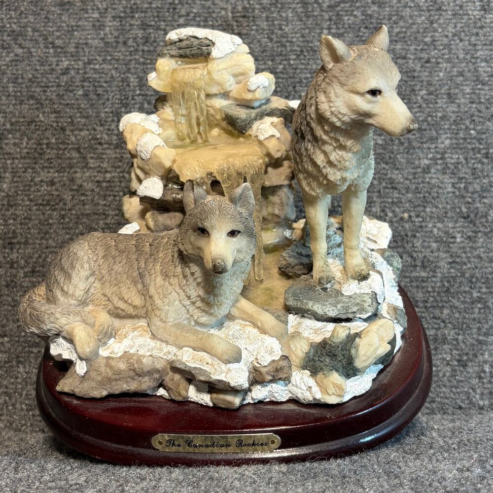 Vintage Crosa Canadian Rockies Wolf Pack Statue Figurine Resin Wooden Base Decor